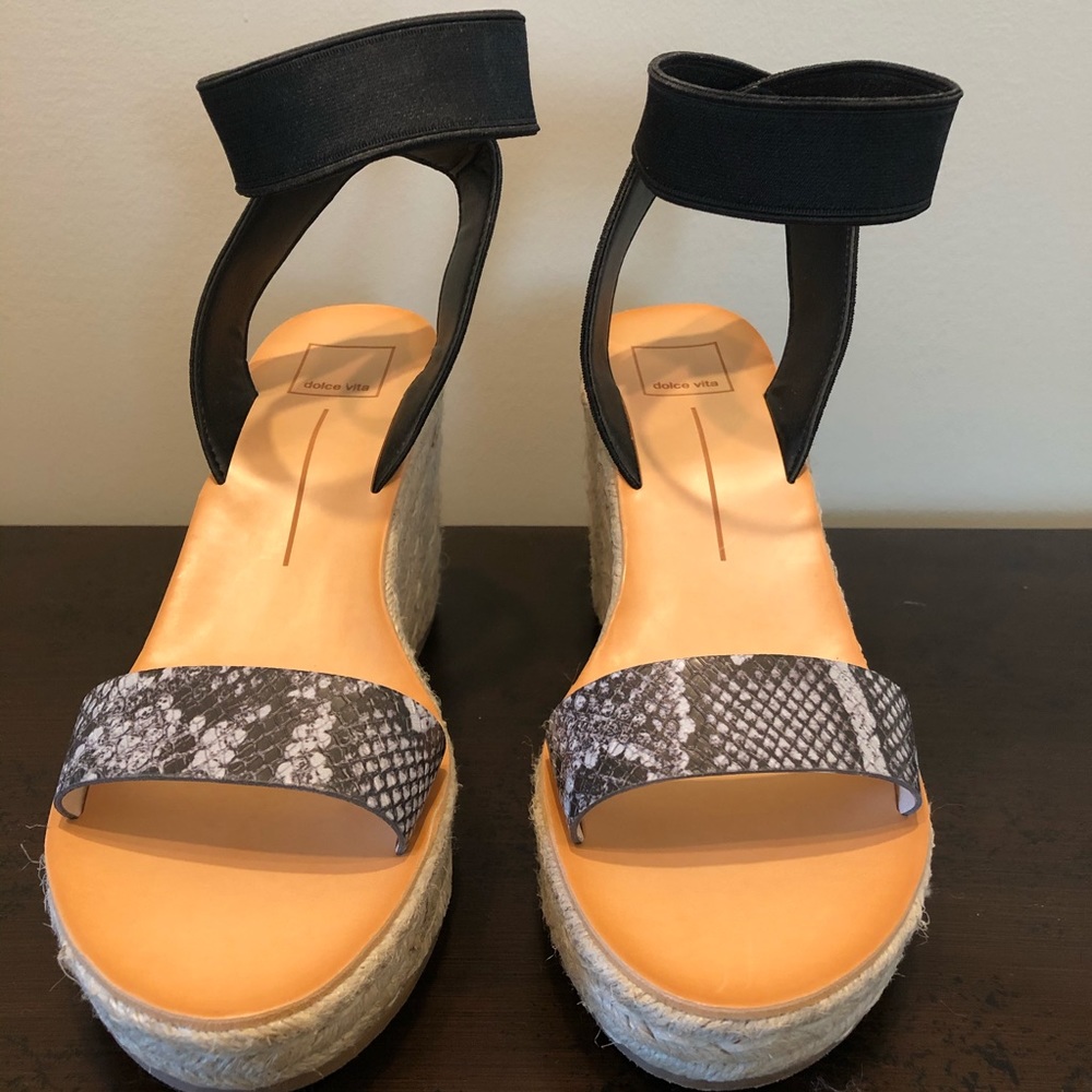 Dolce Vita shoes